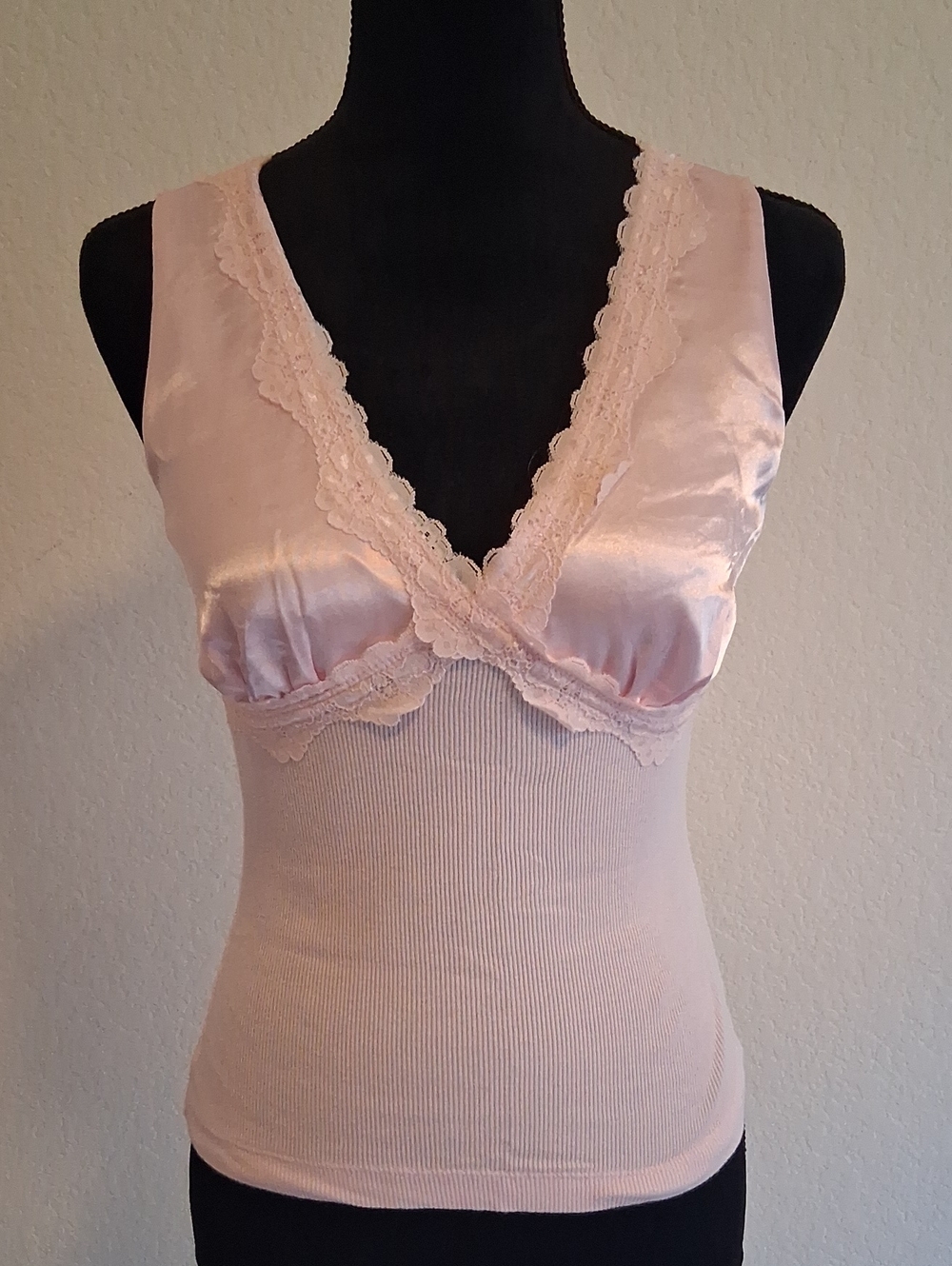 Women’s Lace Trim Satin Camisole Tank Top - Blush Pink